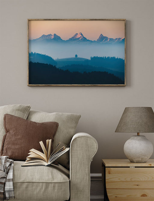 Linde vor dem Schreckhorn Poster