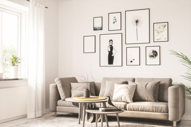 Less Is More Bilderwand